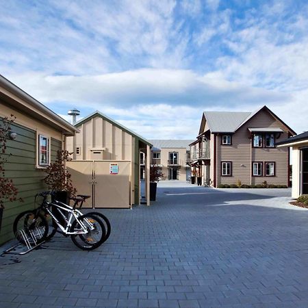 The Mews Oamaru Motel Exterior foto